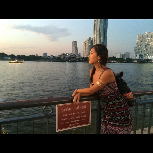 Adorable Indah Dress. Size small - Picture 3 of 3